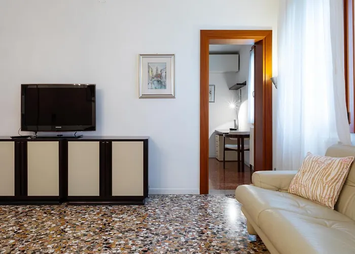 Hostmate - - Sant Agostino