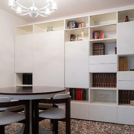 Apartment Canale View - S. Agostino *