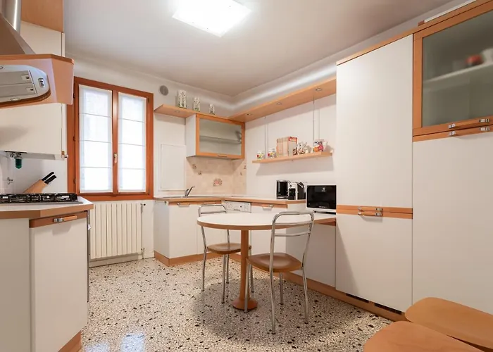 Hostmate - - Sant Agostino * Venetië