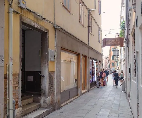 Hostmate - - Sant Agostino Venetië