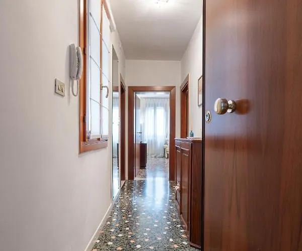 Hostmate - - Sant Agostino Appartement *
